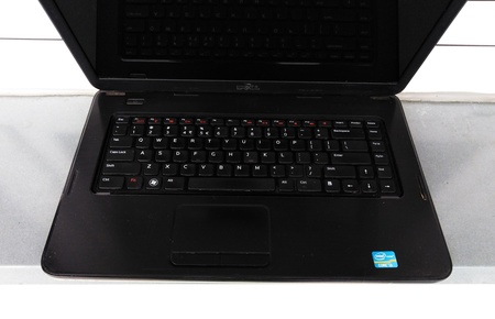 Laptop DELL INSPIRON N5050 /Intel® Core™ i3/ Kamera/ Szkoła/ Internet (2)