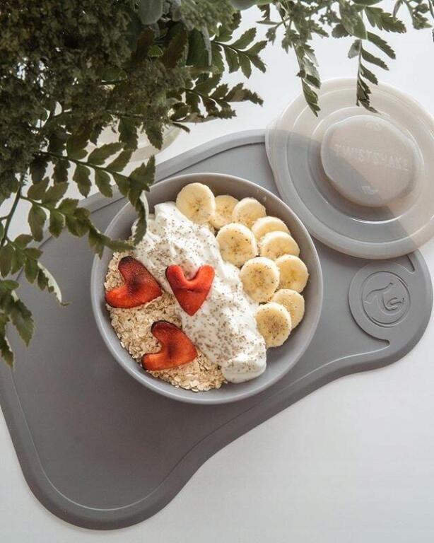 TWISTSHAKE mata CLICK MAT z talerzykiem Szary, Od 6 Miesięcy 4425U