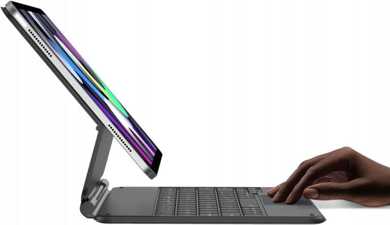 Etui z klawiarurą do iPad Air 5 2022 / Air 4 2020 10,9 cali 2420 (2)