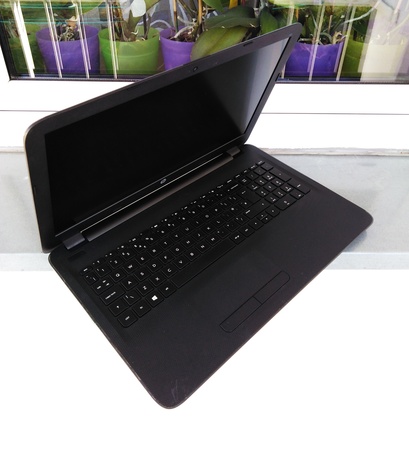 WYDAJNY Laptop HP 250 /Intel® Core™ i3/ Kamera/ Filmy/Internet/ OKAZJA (3)