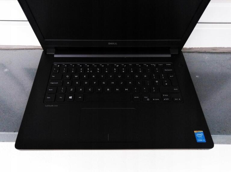 IDEALNY Laptop DELL /Intel Core i3/ Kamera/ Filmy/ Internet/ OKAZJA 709 (2)